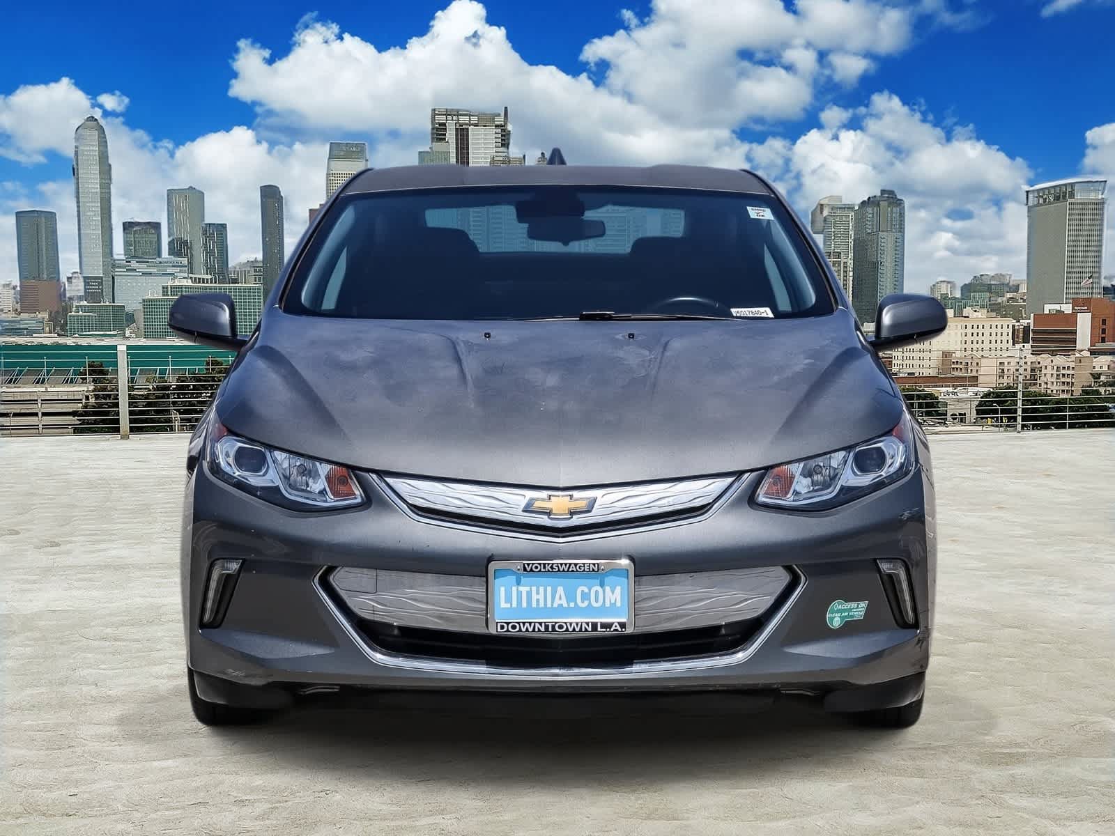 Used 2017 Chevrolet Volt LT FWD image 2
