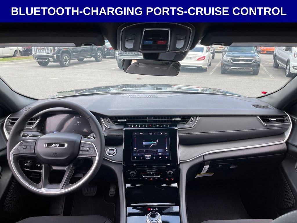 New 2026 Jeep Grand Cherokee Laredo RWD image 7