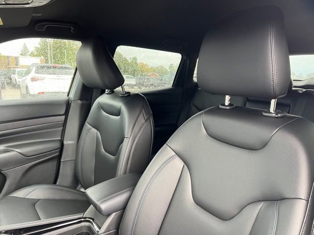 New 2026 Jeep Compass Limited image 9