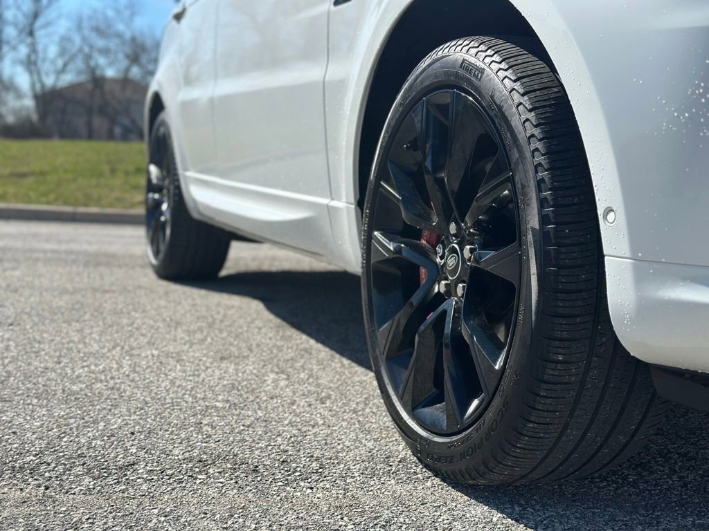 Used 2022 Land Rover Range Rover Sport HST image 9