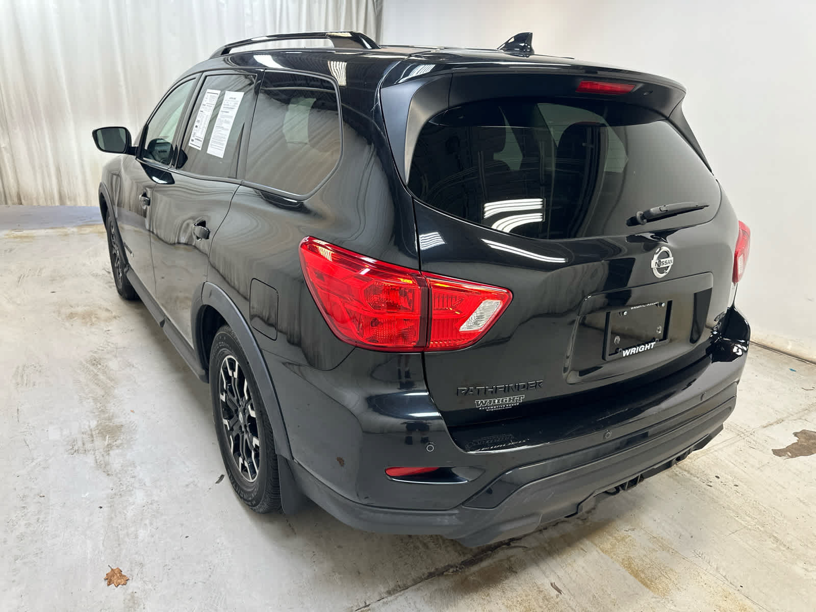 Certified 2020 Nissan Pathfinder SV w/ Rock Creek Edition AWD/4WD image 2