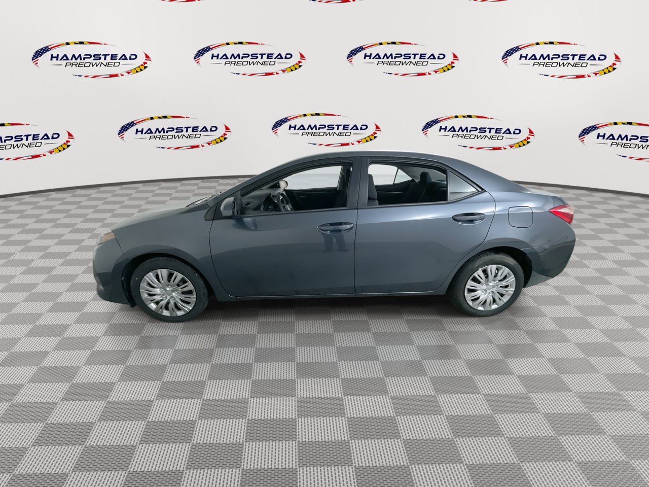Used 2018 Toyota Corolla LE image 5