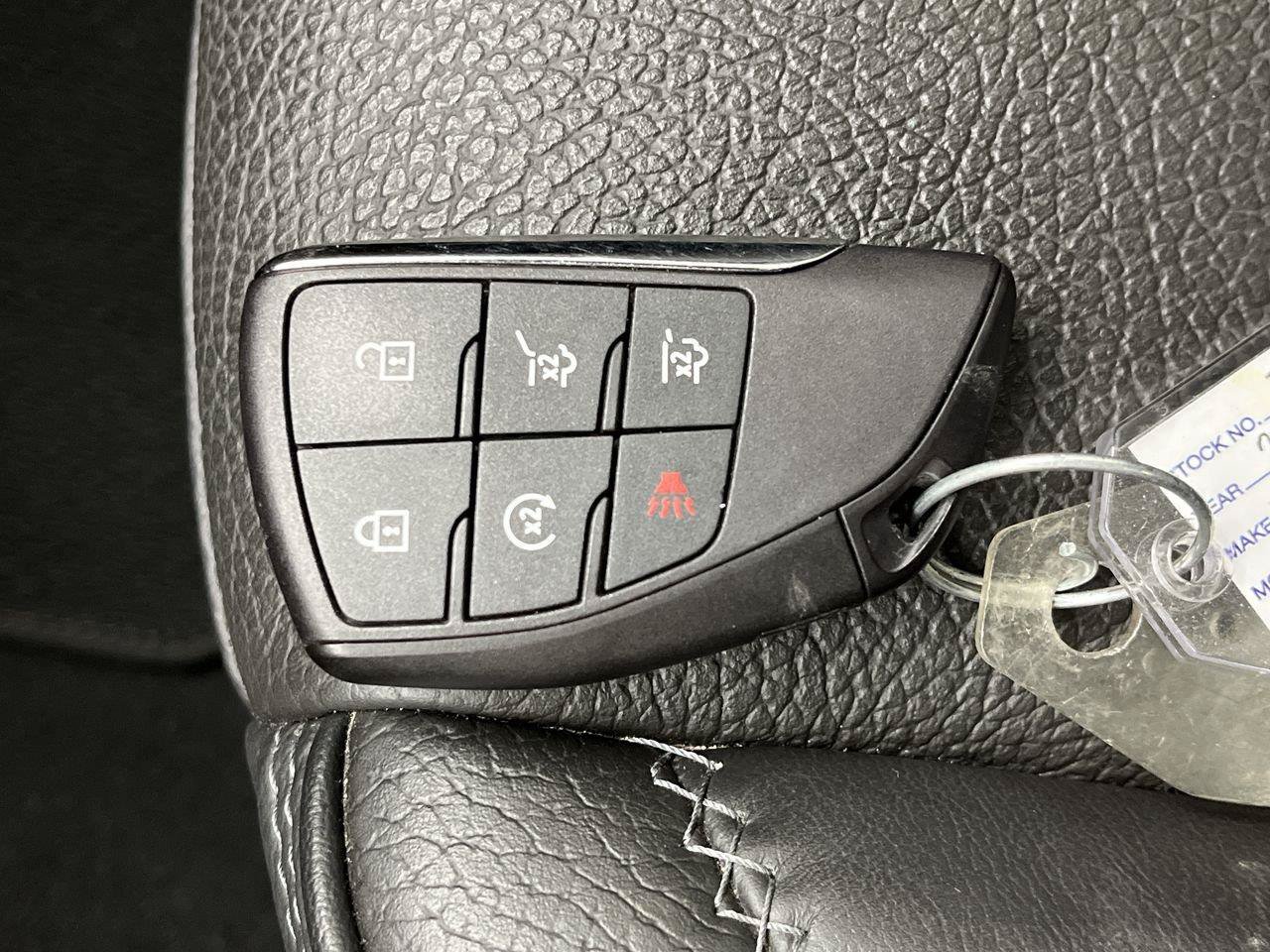 Certified 2024 GMC Yukon XL Denali w/ Advanced Technology Package AWD/4WD image 32