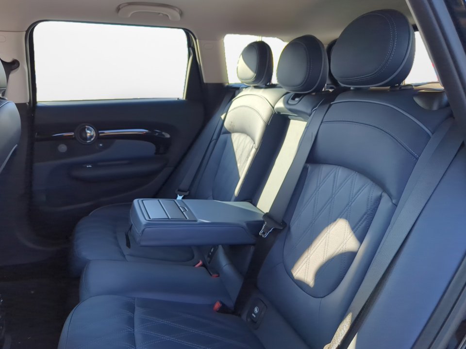 Used 2022 MINI Cooper Clubman S image 12