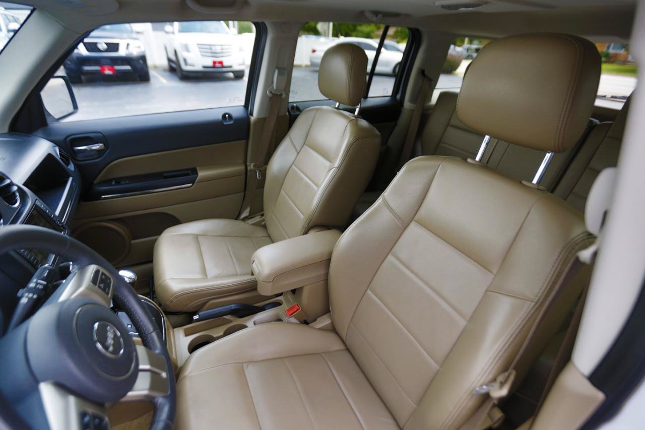 Used 2014 Jeep Patriot Limited w/ Sun/Sound Group AWD/4WD image 5