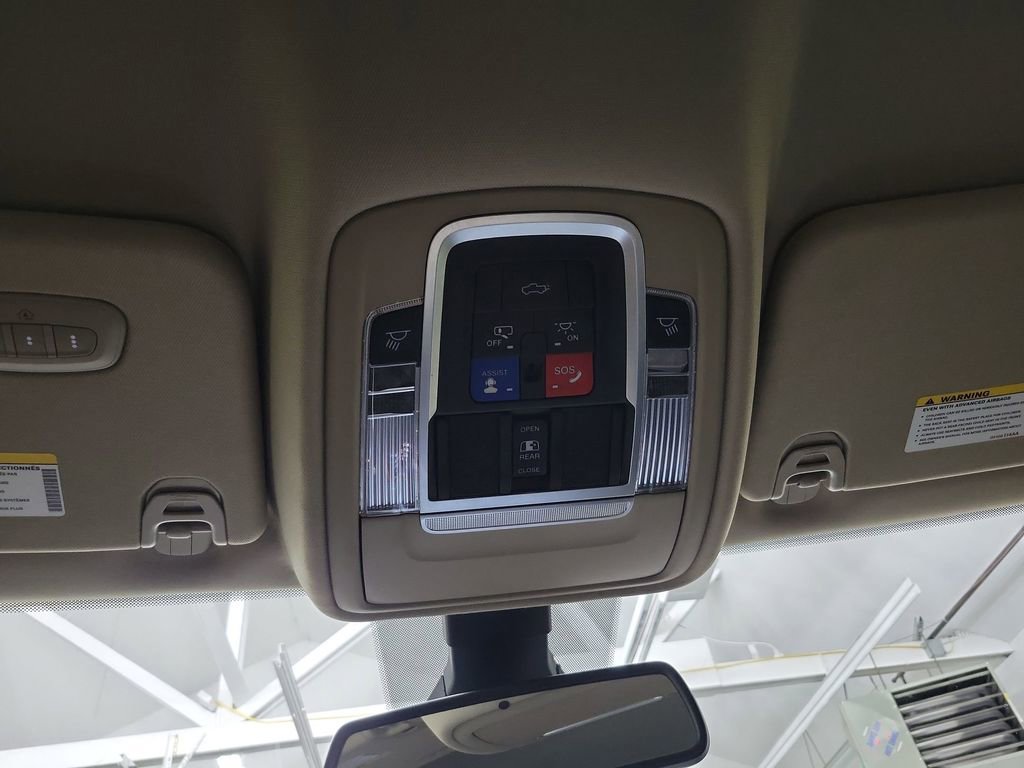 Used 2020 RAM 1500 Laramie image 30