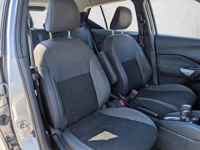 Used 2019 Nissan Kicks SV FWD image 19