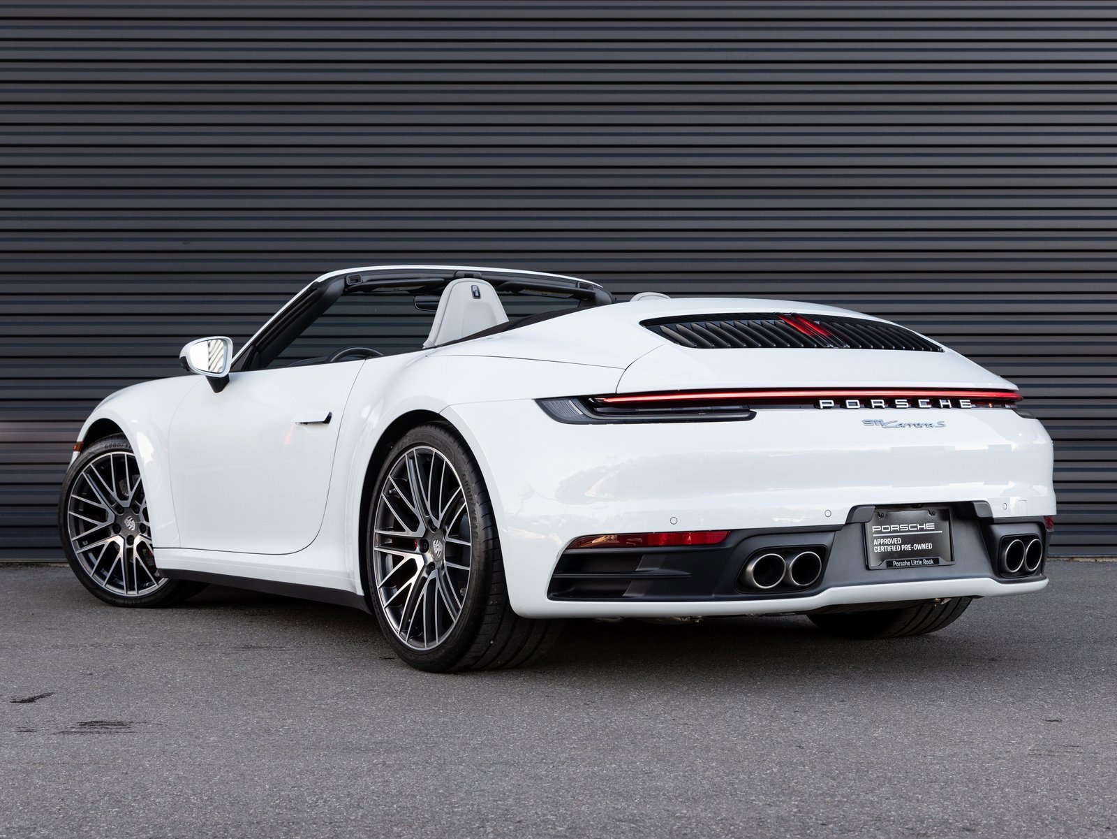 Used 2024 Porsche 911 Carrera S image 3