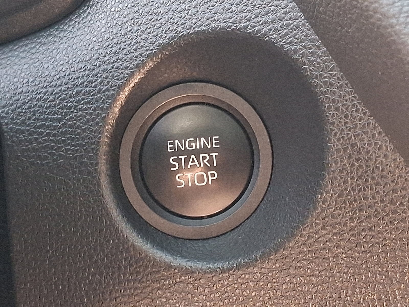 Used 2024 Toyota Corolla Cross LE w/ Moonroof Package AWD/4WD image 24