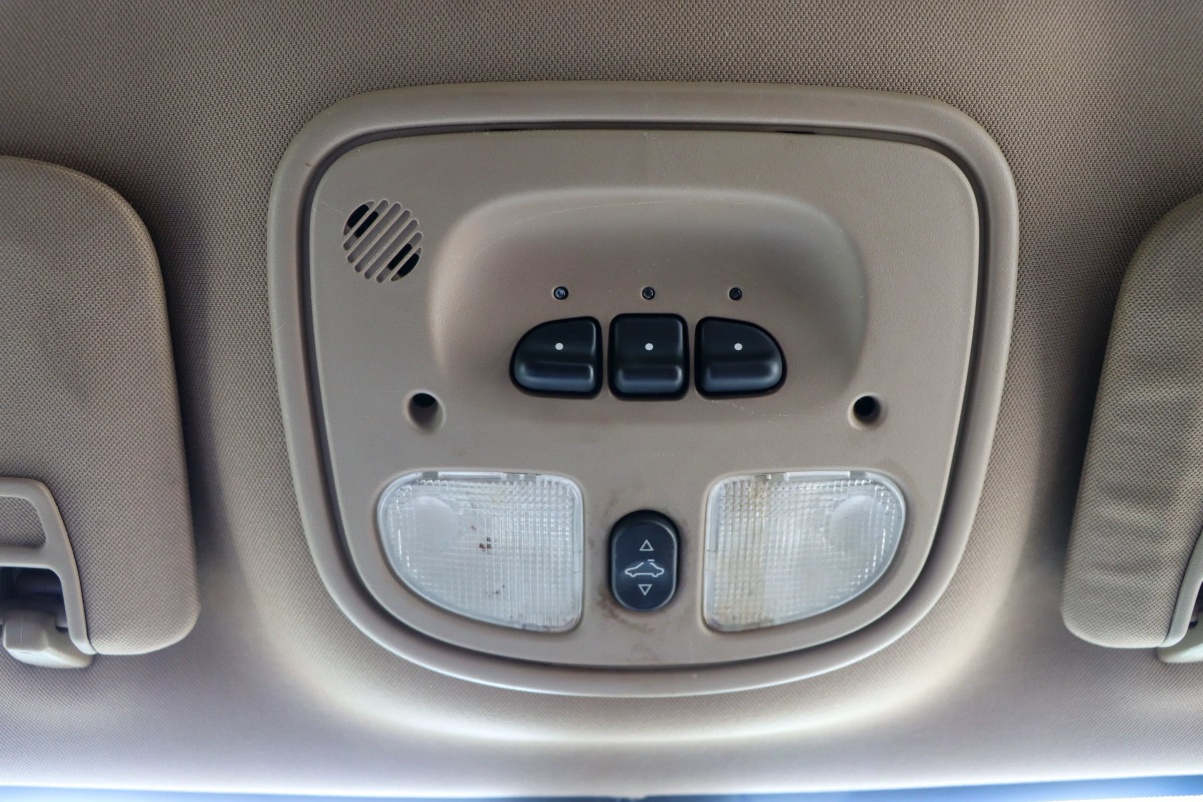 Used 2009 Chevrolet Malibu LTZ FWD image 36