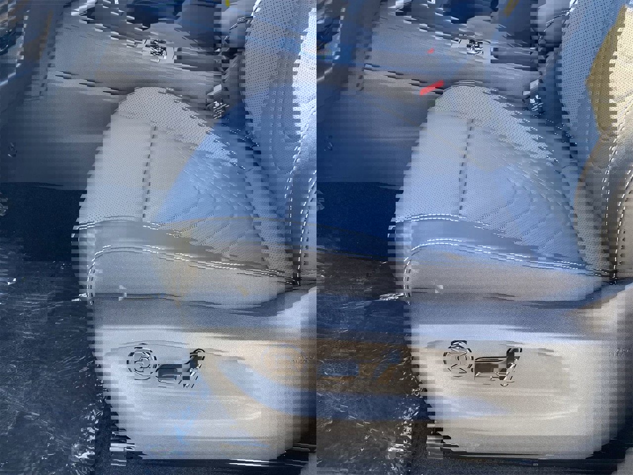 New 2026 Volkswagen Tiguan SE image 16