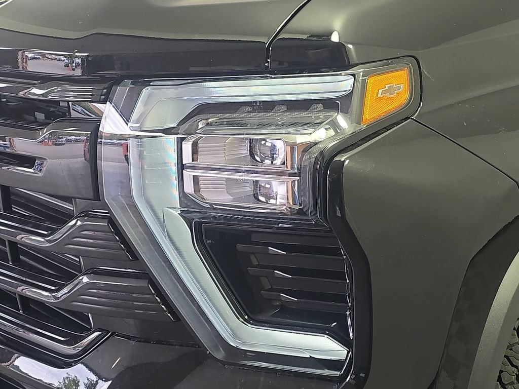 New 2026 Chevrolet Silverado 3500 High Country w/ High Country Premium Package AWD/4WD image 27