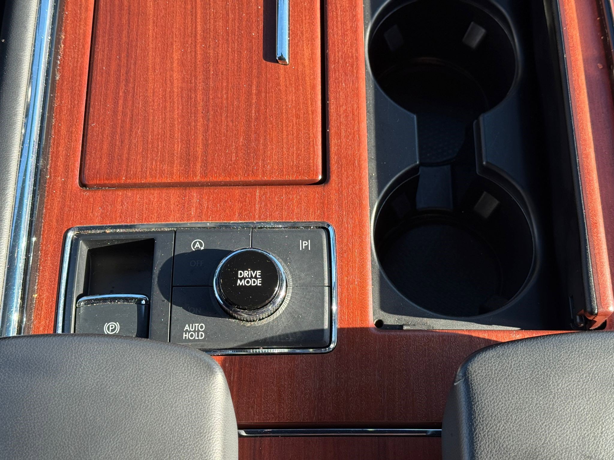 Used 2024 Lincoln Navigator L 4WD image 27