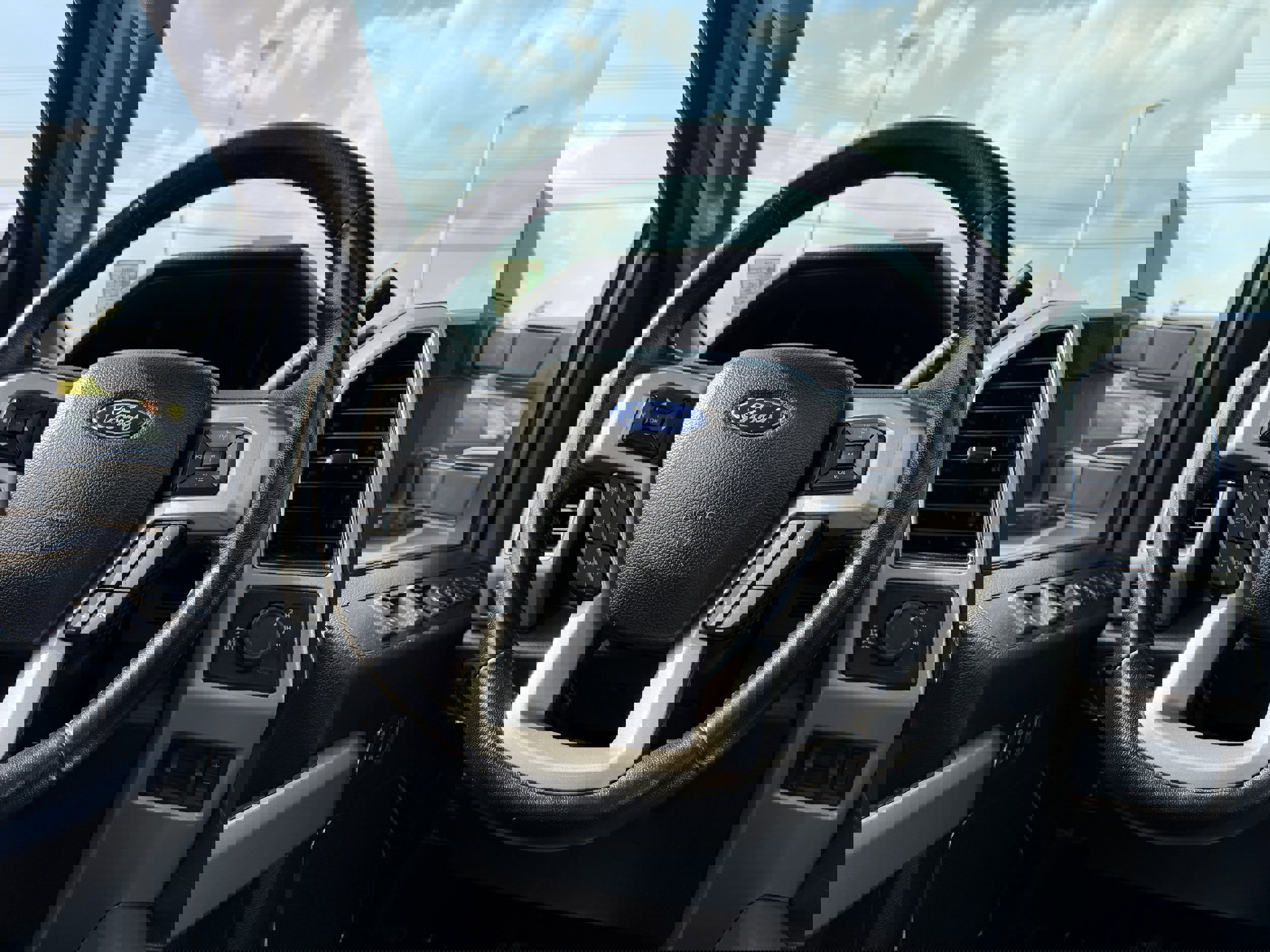 Used 2021 Ford F250 Lariat image 18