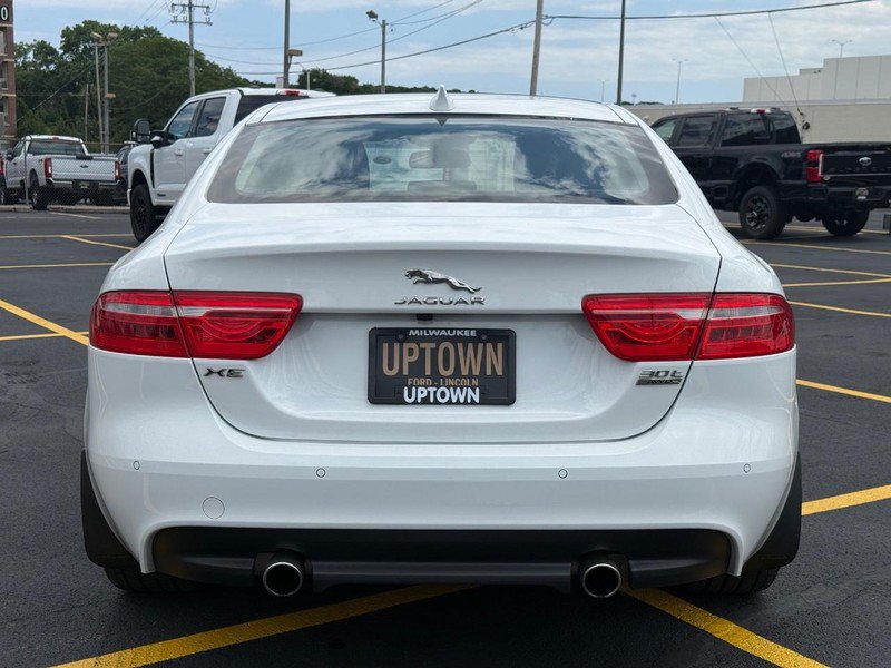 Used 2018 Jaguar XE Prestige AWD/4WD image 5
