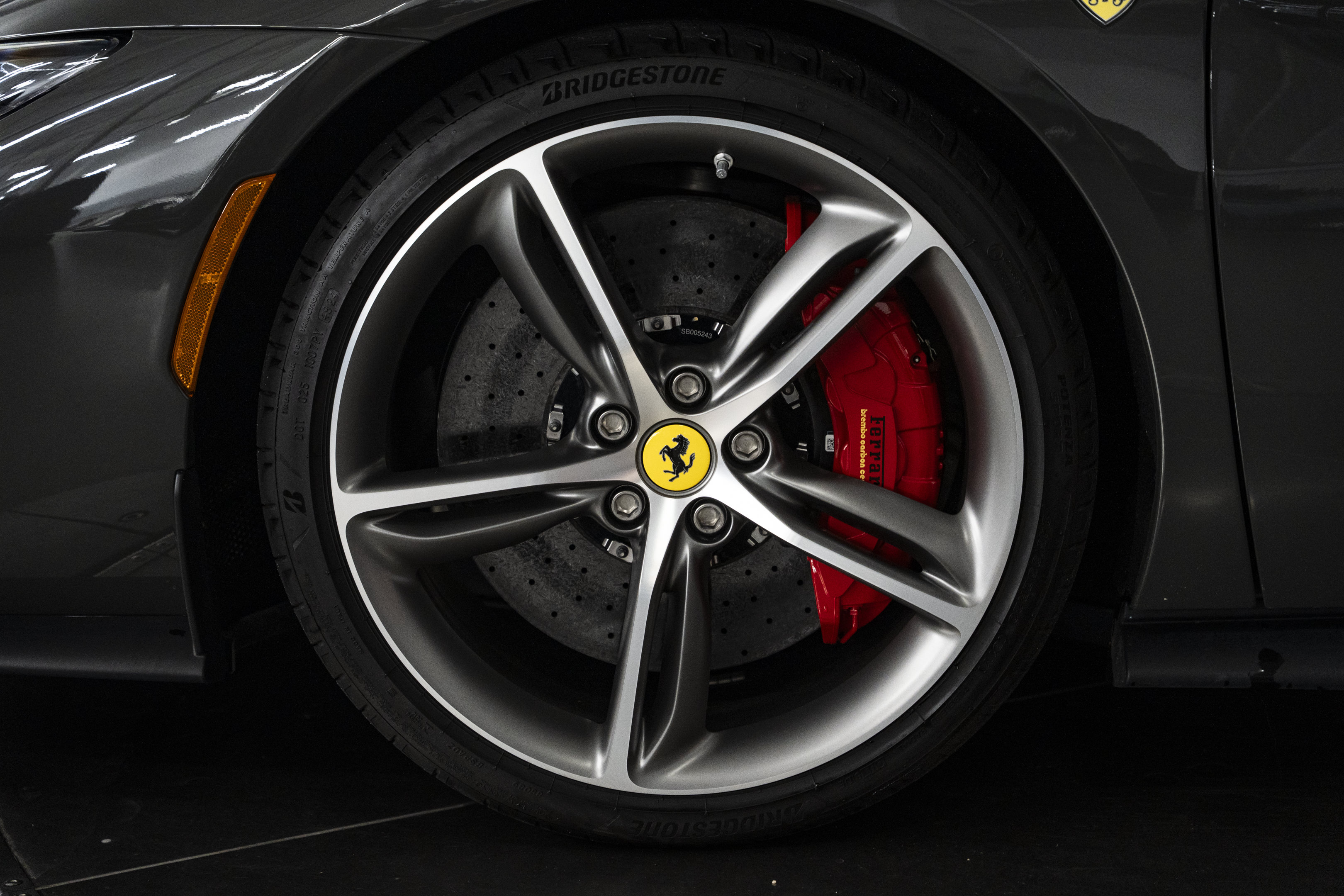 Used 2025 Ferrari 296 GTB RWD image 11