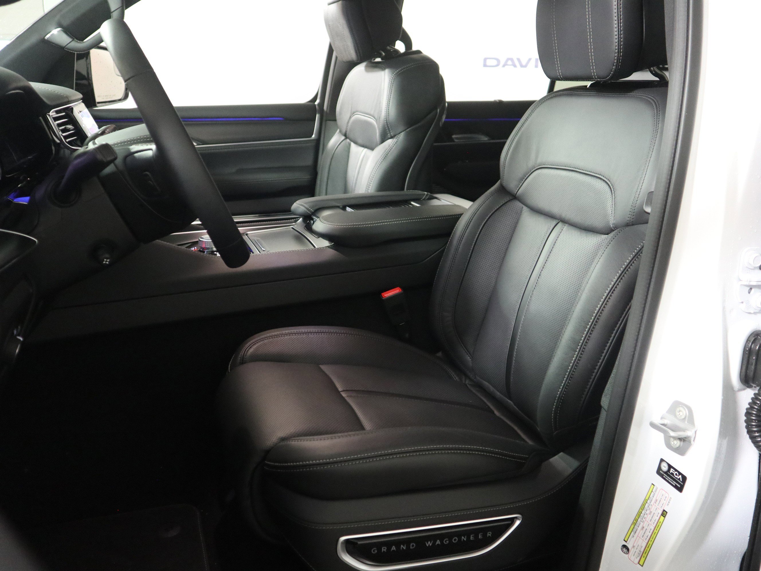 New 2026 Jeep Grand Wagoneer Summit image 24