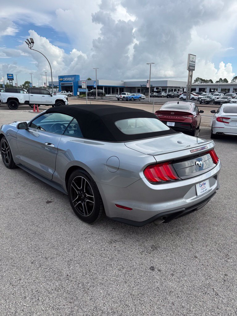 Used 2023 Ford Mustang Premium RWD image 5