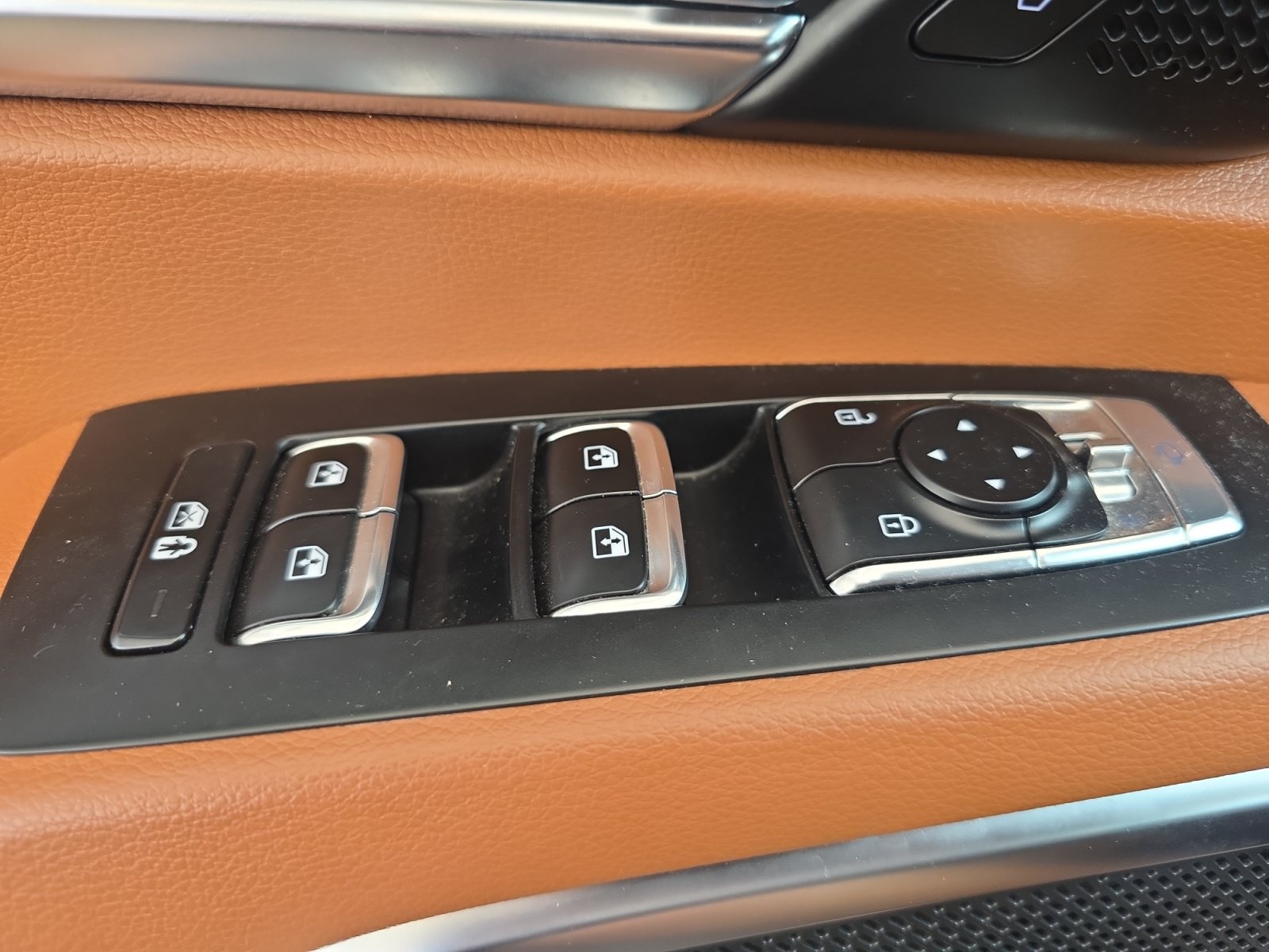 Certified 2025 Kia Telluride SX Prestige X-Line AWD/4WD image 27