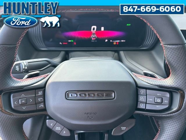 Used 2025 Dodge Charger R/T w/ Sun & Sound Package image 25
