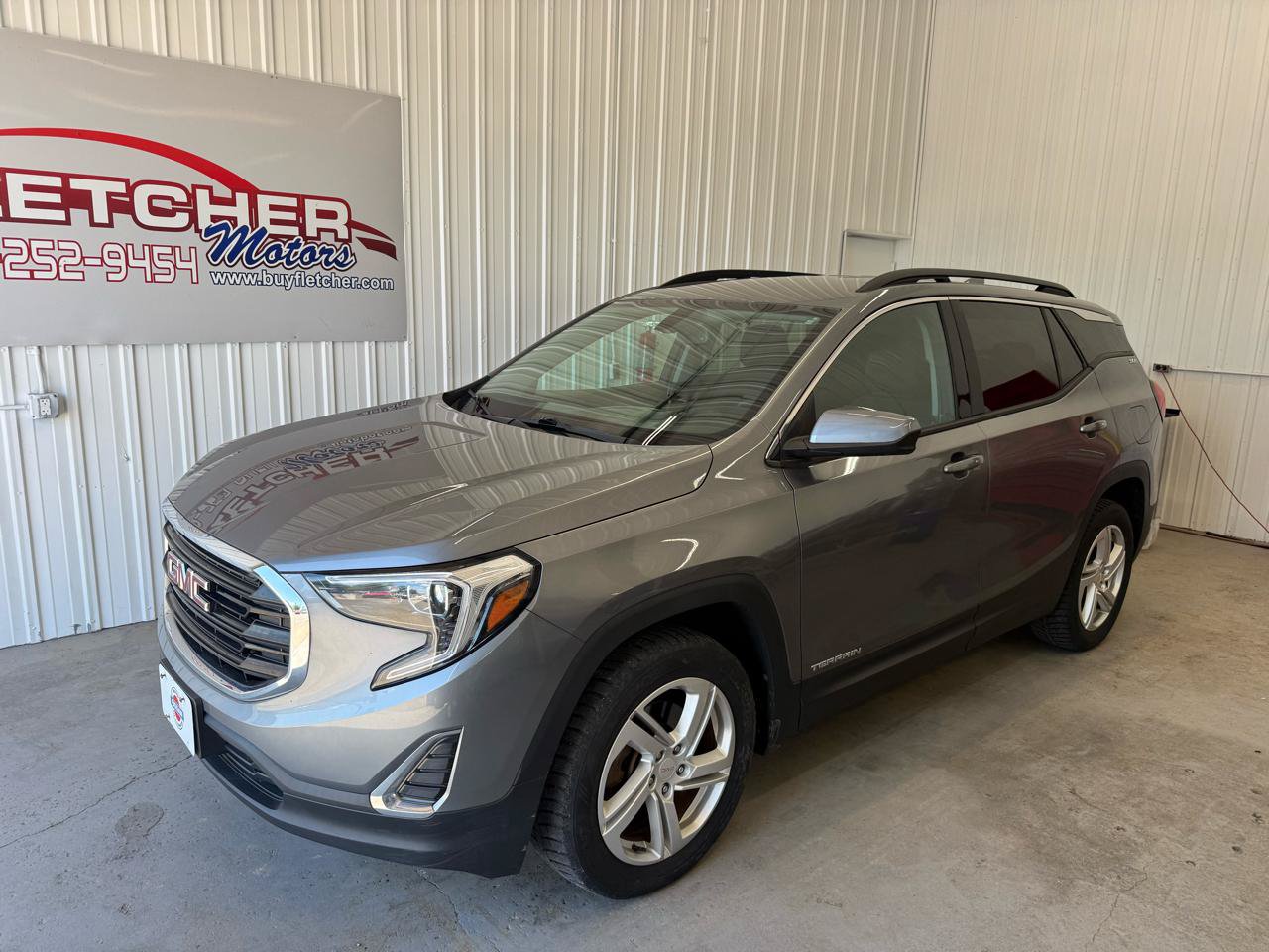 Used 2018 GMC Terrain SLE w/ Driver Convenience Package AWD/4WD image 4