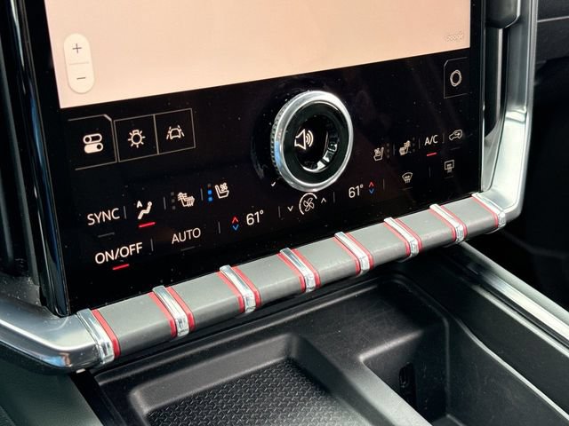 Used 2024 GMC Acadia AT4 w/ Luxury Package AWD/4WD image 19