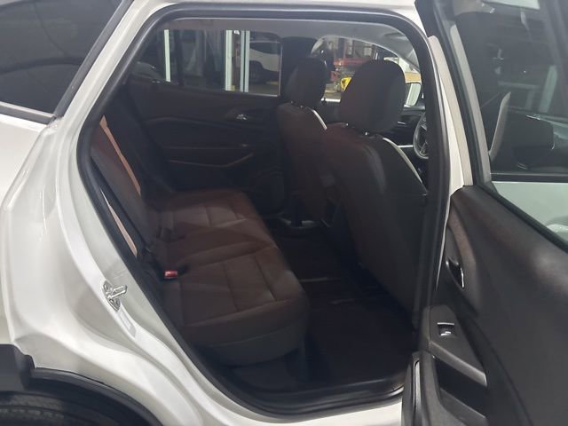 Used 2024 Chevrolet Trax LS w/ LS Convenience Package image 31