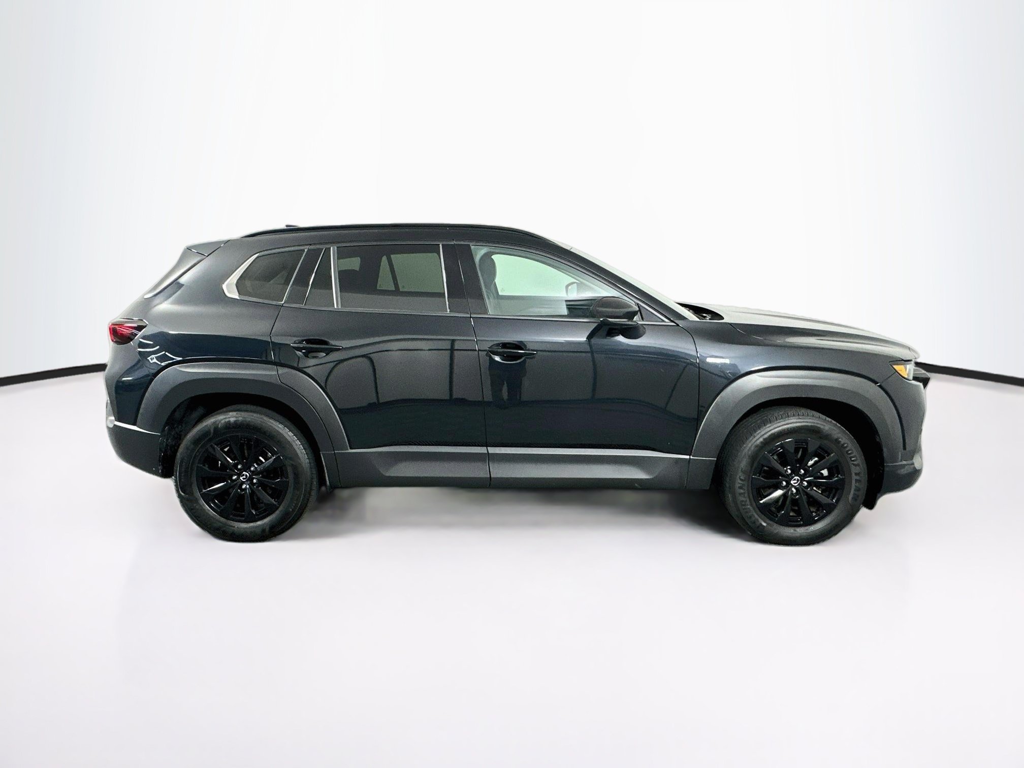 Used 2025 MAZDA CX-50 AWD 2.5 Hybrid w/ Premium Pkg image 10