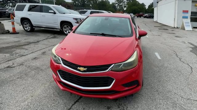 Used 2017 Chevrolet Cruze LT w/ Convenience Package FWD image 5
