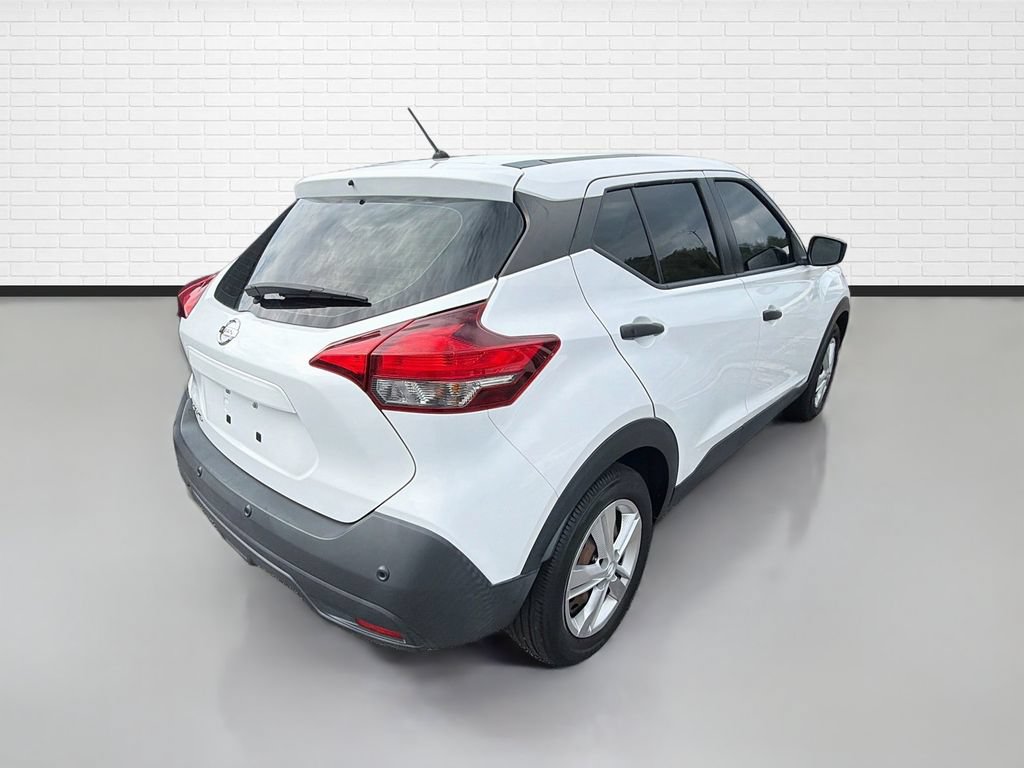 Used 2020 Nissan Kicks S FWD image 8