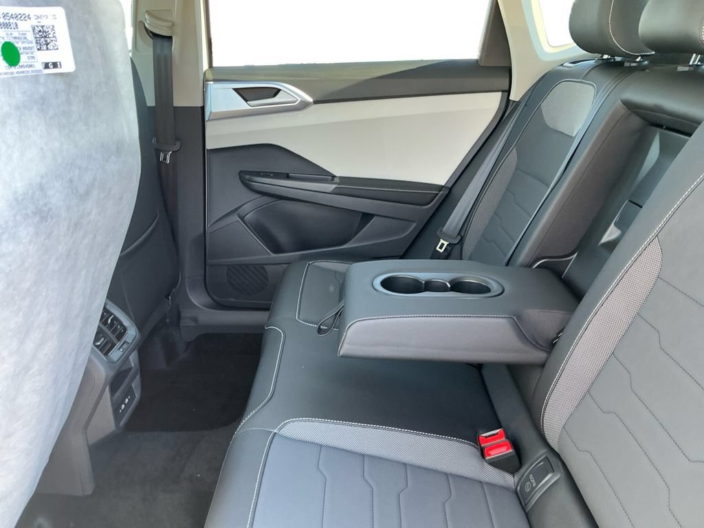 New 2026 Volkswagen Taos SE AWD/4WD image 23