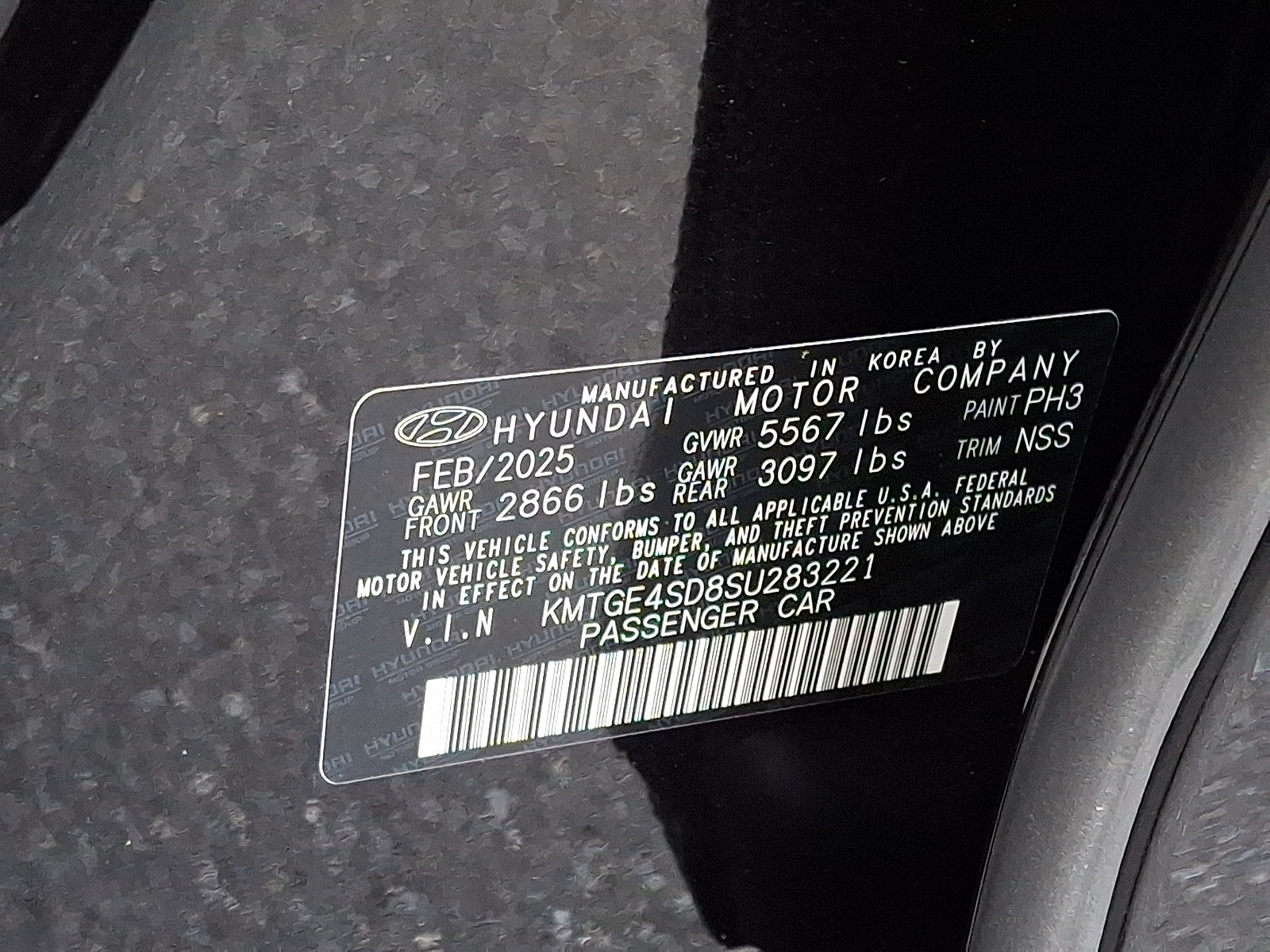 Certified 2025 Genesis G80 3.5T Sport AWD/4WD image 27