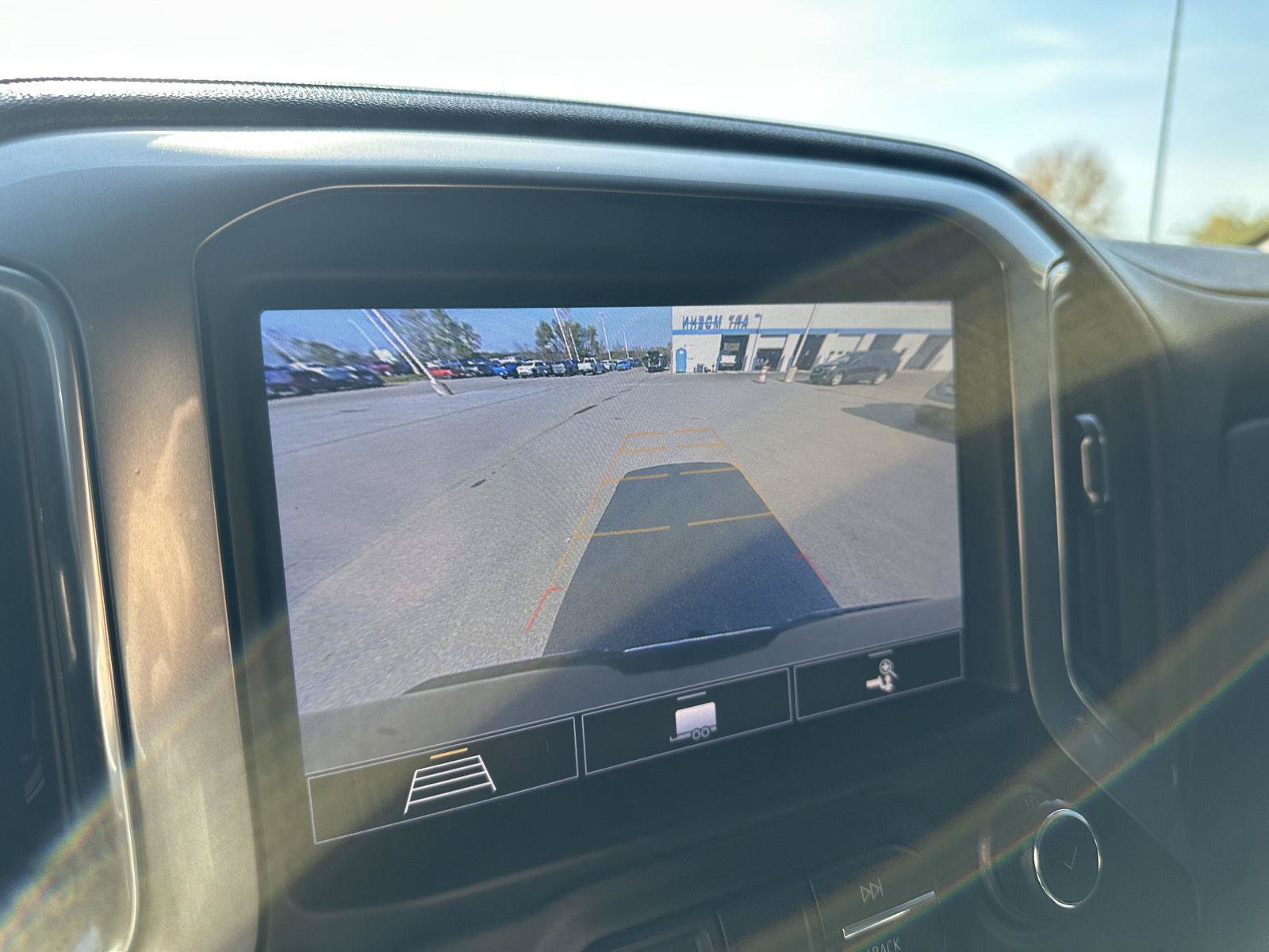 Used 2020 Chevrolet Silverado 1500 LTZ w/ LTZ Premium Package AWD/4WD image 24