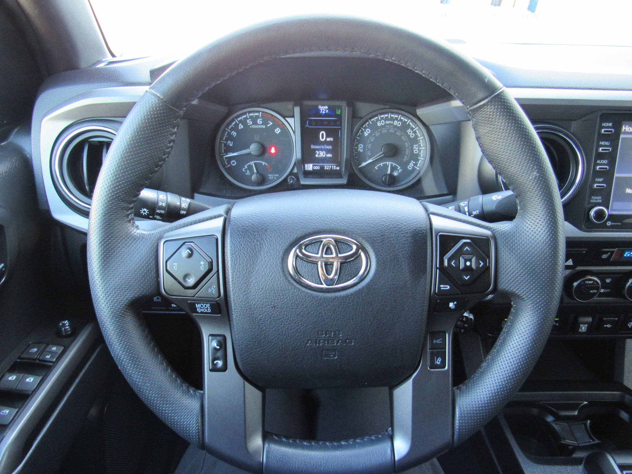 Used 2023 Toyota Tacoma TRD Sport w/ TRD Premium Sport Package AWD/4WD image 17