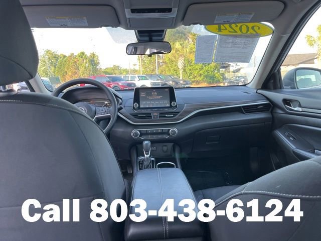 Used 2024 Nissan Altima 2.5 SV FWD image 15