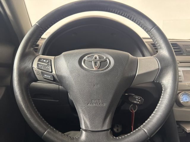 Used 2011 Toyota Camry SE w/ Fleet Convenience Pkg FWD image 18