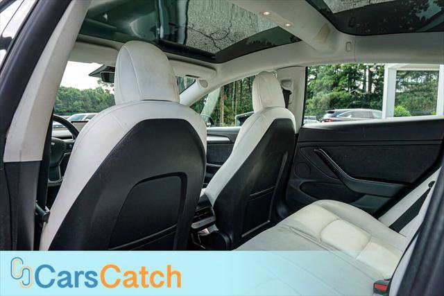 Used 2022 Tesla Model 3 Long Range AWD/4WD image 32