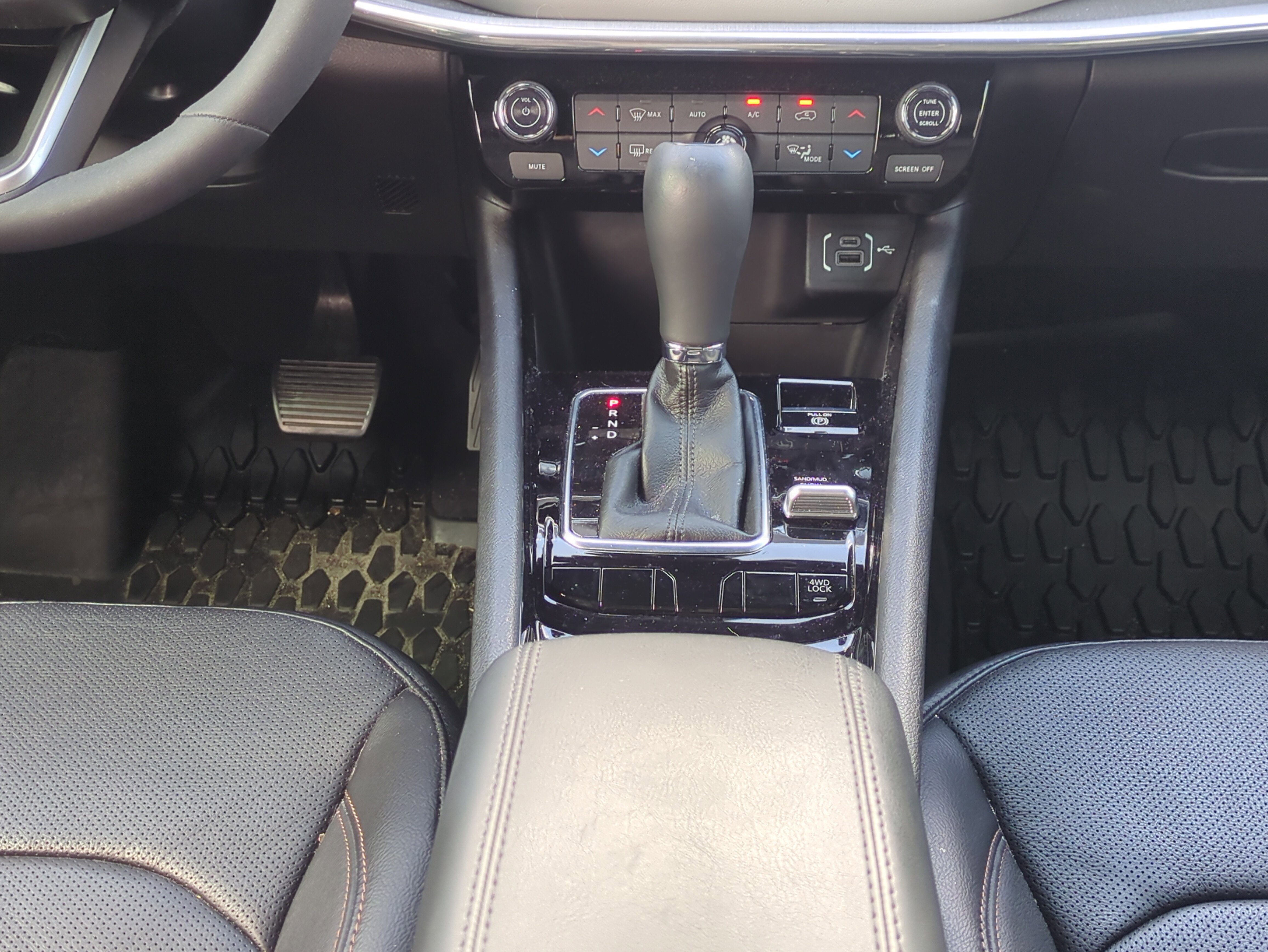 Used 2023 Jeep Compass Limited w/ Elite Group image 20