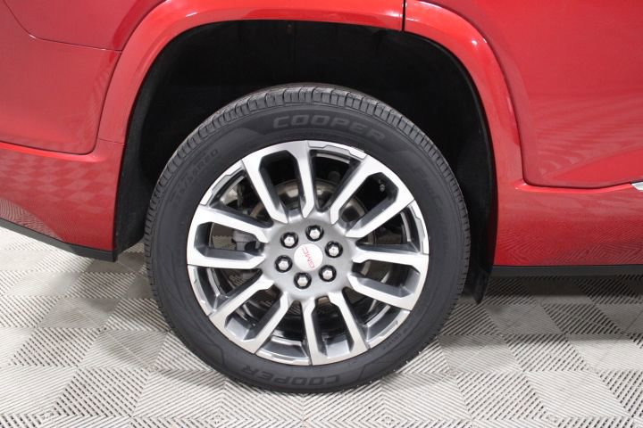Used 2021 GMC Acadia Denali w/ Denali Technology Package AWD/4WD image 45