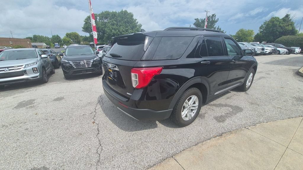 Used 2020 Ford Explorer XLT w/ Equipment Group 202A AWD/4WD image 7