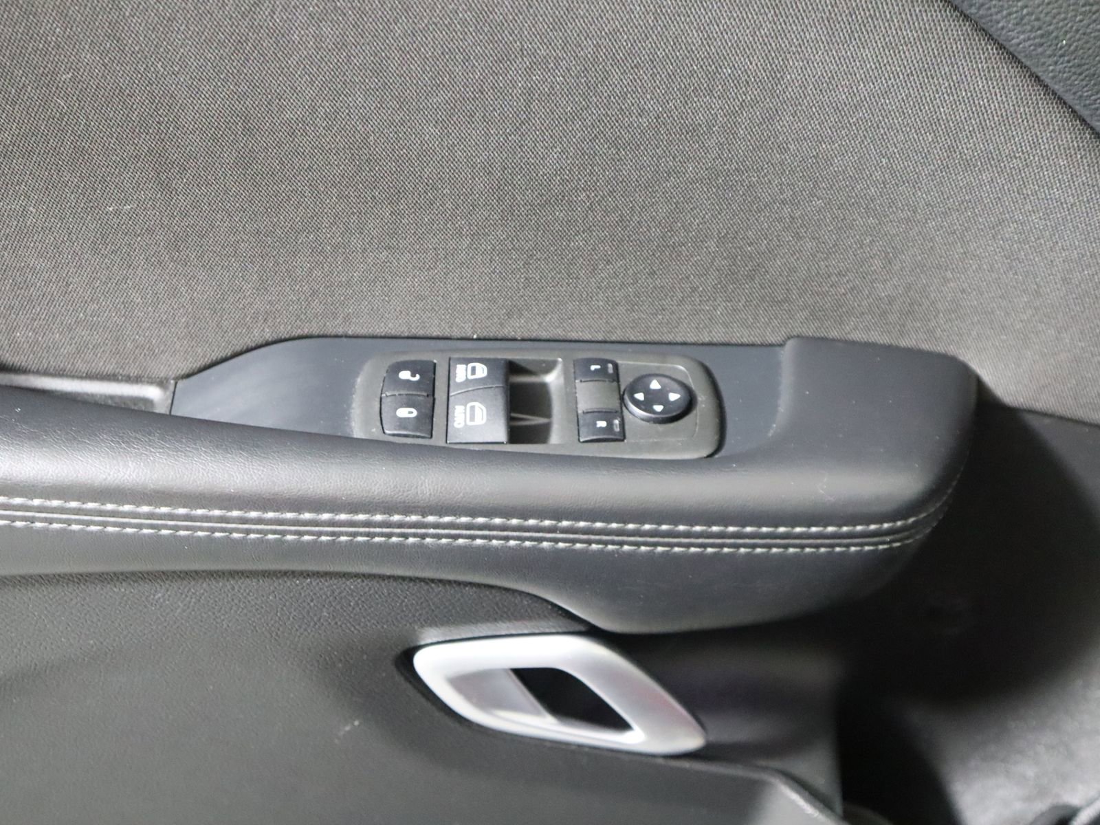 Used 2022 Dodge Challenger GT image 26