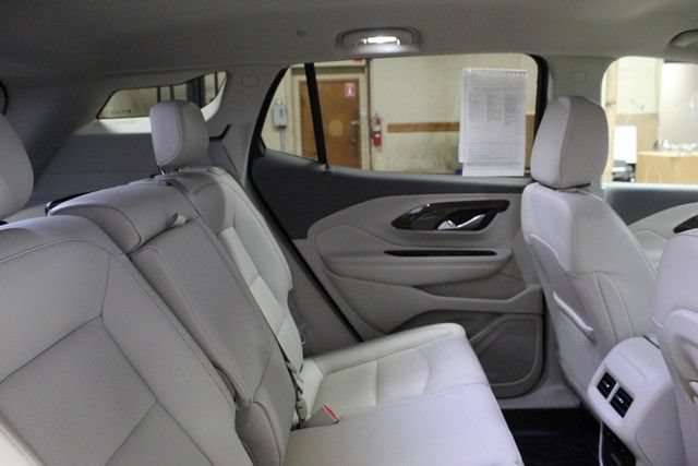 Certified 2020 GMC Terrain Denali w/ Denali Premium Package FWD image 13