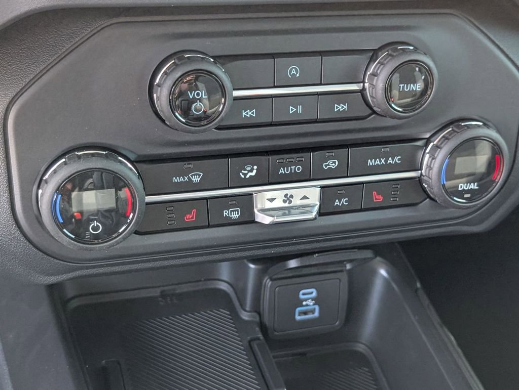 New 2025 Ford Bronco Big Bend AWD/4WD image 37