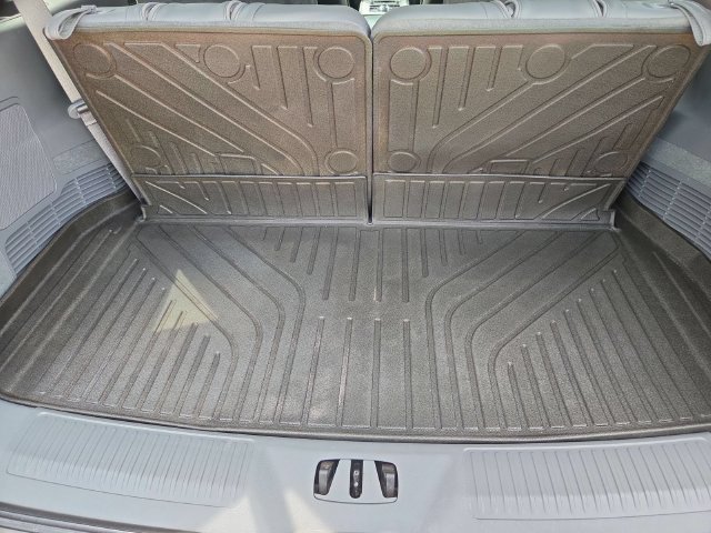 Used 2020 Lincoln Aviator Reserve w/ Equipment Group 201A AWD/4WD image 21