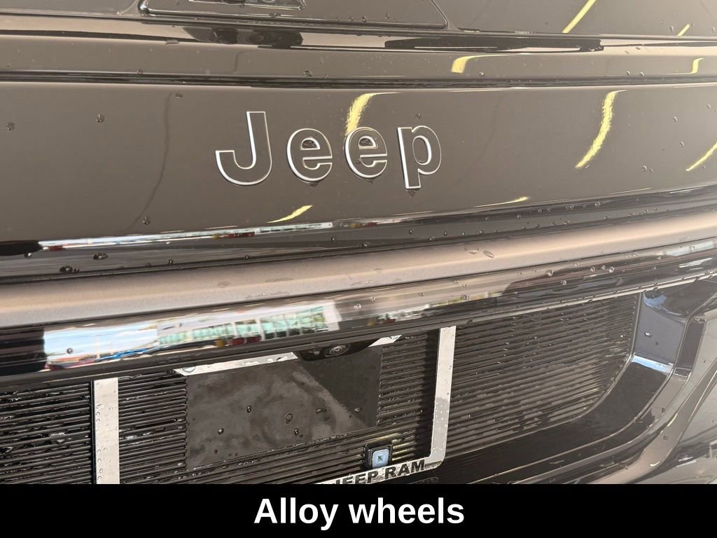 New 2026 Jeep Grand Wagoneer L Summit image 40