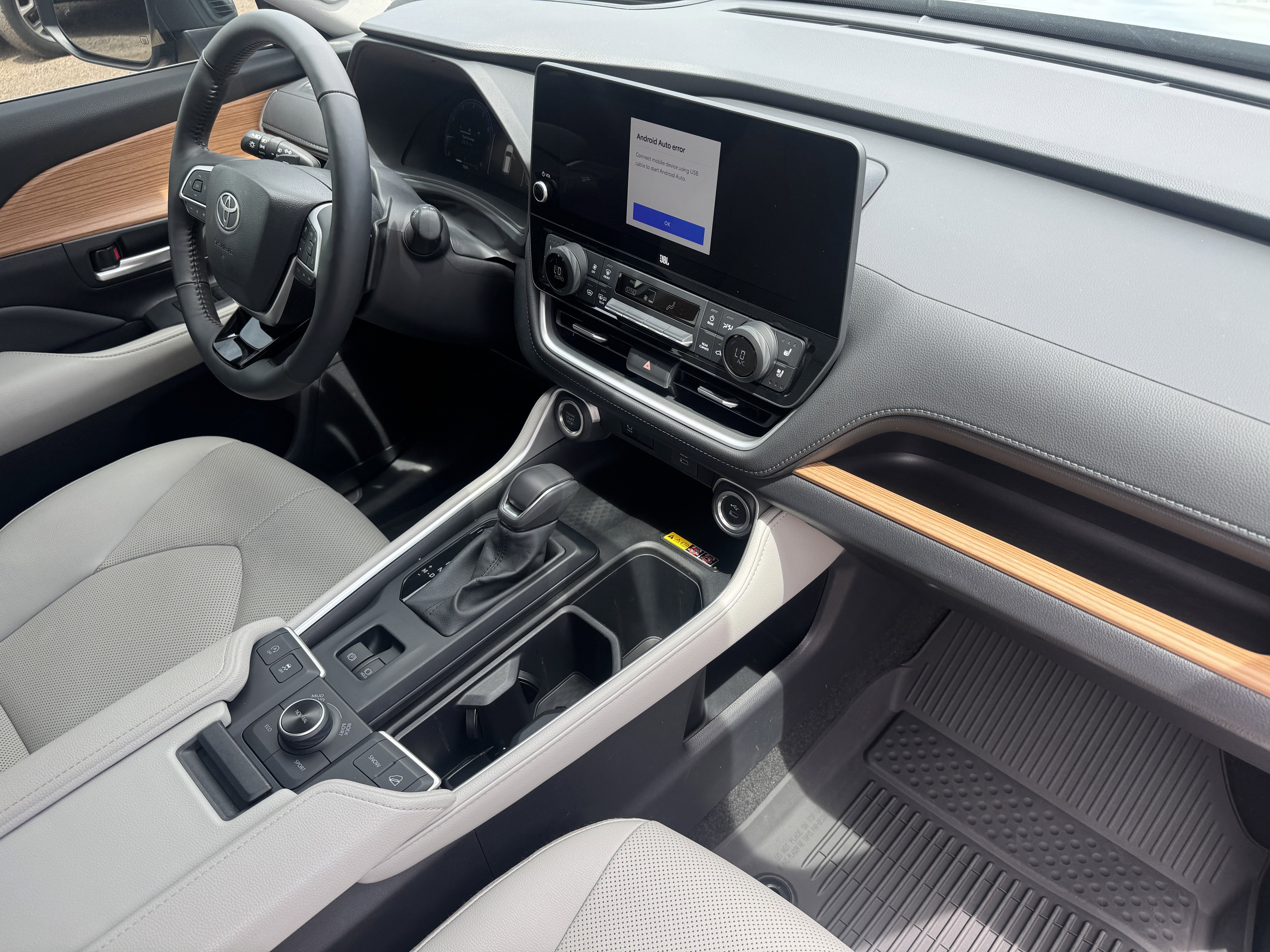 Used 2026 Toyota Grand Highlander AWD image 30