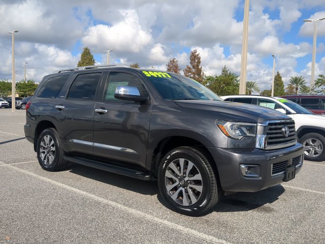 Used 2018 Toyota Sequoia Limited w/ Safety & Convenience Package AWD/4WD image 2
