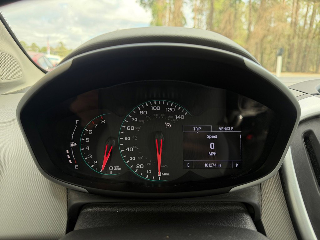 Used 2020 Chevrolet Sonic LT image 24