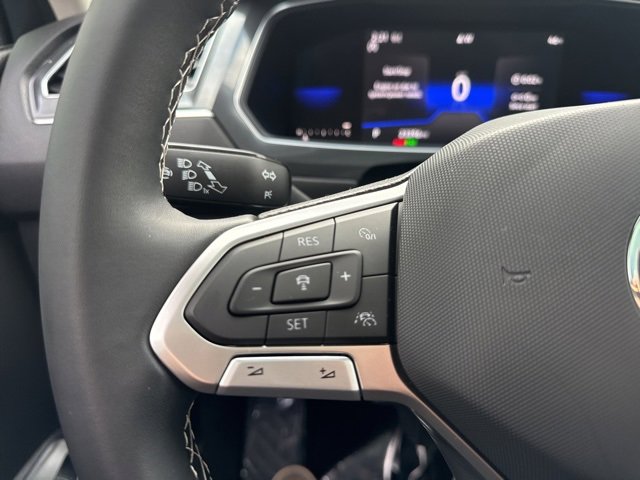 Used 2022 Volkswagen Tiguan SE image 20