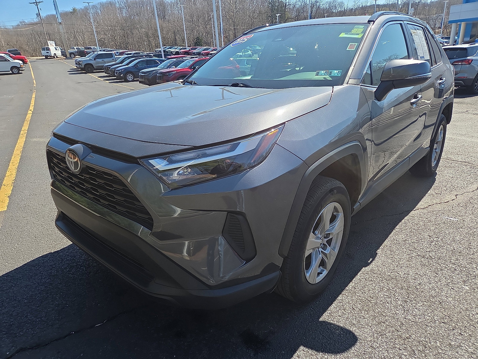 Used 2025 Toyota RAV4 XLE w/ Convenience Package image 7